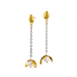Ketten-Ohrringe mit Perle